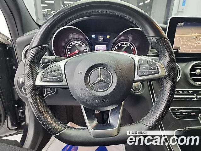 Mercedes-Benz C-Class C200 AMG Line
