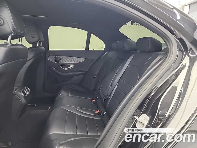 Mercedes-Benz C-Class C200 AMG Line