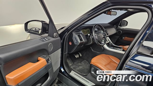 Land Rover Range Rover Sport 3.0 SDV6 HSE Dynamic