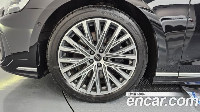 Audi A8 55 TFSI Quattro Premium LWB