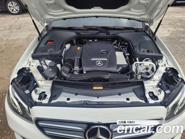 Mercedes-Benz E-Class E250 Avantgarde