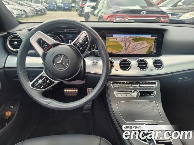 Mercedes-Benz E-Class E250 Avantgarde