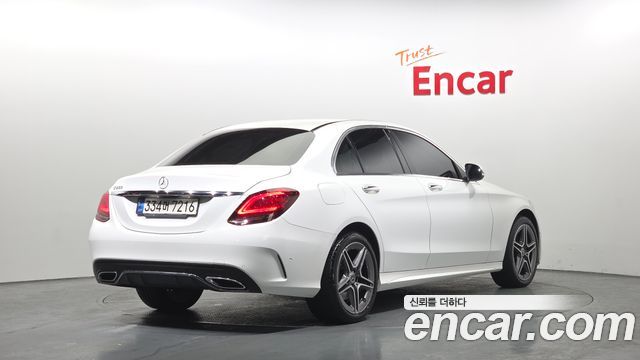 Mercedes-Benz C-Class C200 AMG Line