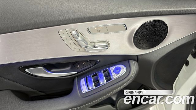 Mercedes-Benz C-Class C200 AMG Line