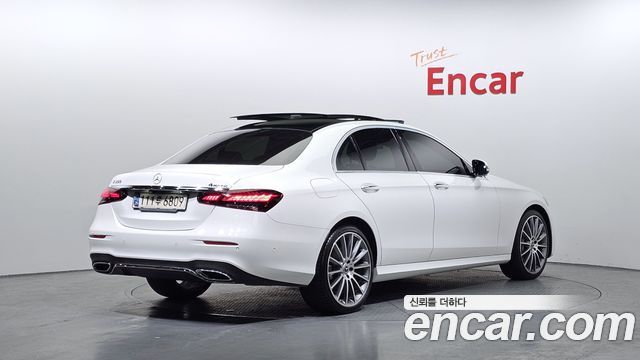 Mercedes-Benz E-Class E350 4MATIC AMG Line