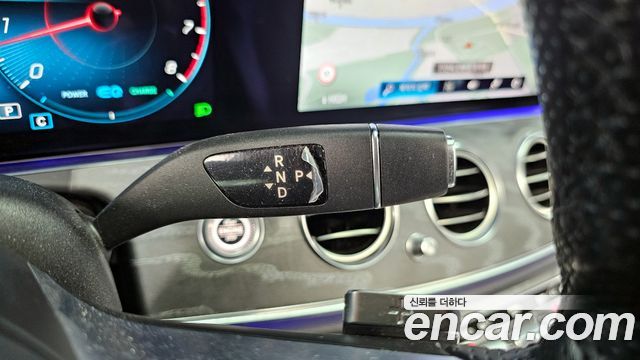 Mercedes-Benz E-Class E350 4MATIC AMG Line