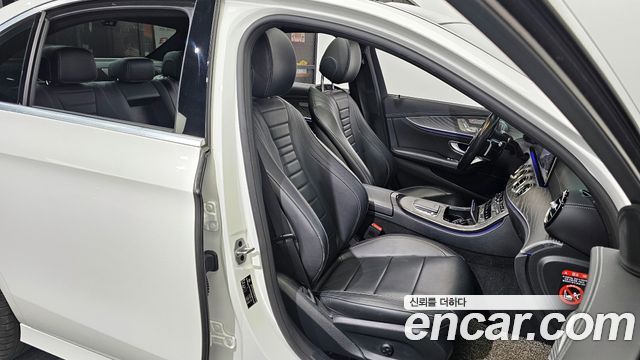 Mercedes-Benz E-Class E350 4MATIC AMG Line