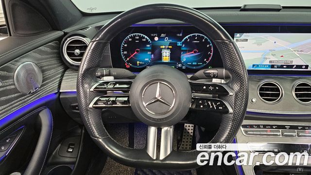Mercedes-Benz E-Class E350 4MATIC AMG Line