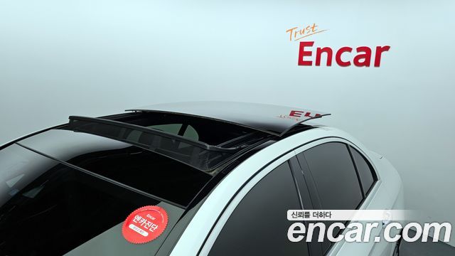 Mercedes-Benz E-Class E350 4MATIC AMG Line