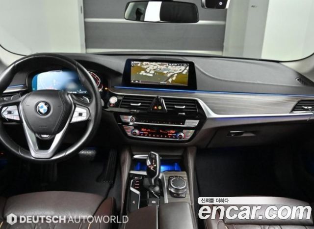 BMW 5-Series 530i xDrive Luxury Plus