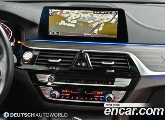 BMW 5-Series 530i xDrive Luxury Plus