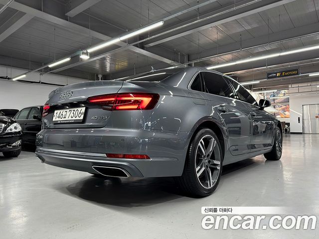 Audi A4 40 TFSI Premium