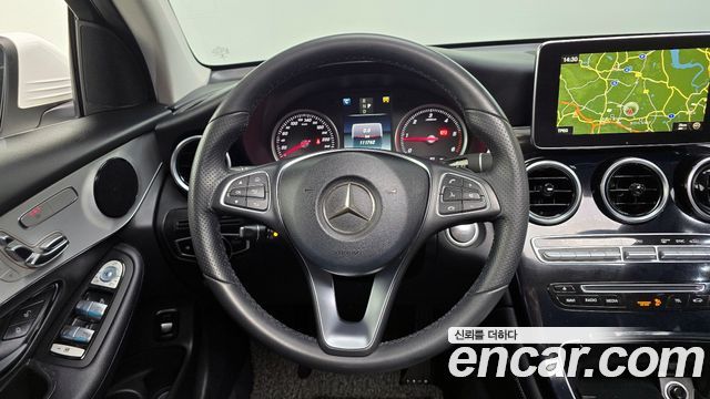 Mercedes-Benz GLC-Class GLC220 d 4MATIC