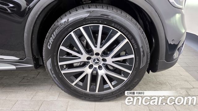 Mercedes-Benz GLC-Class GLC220 d 4MATIC