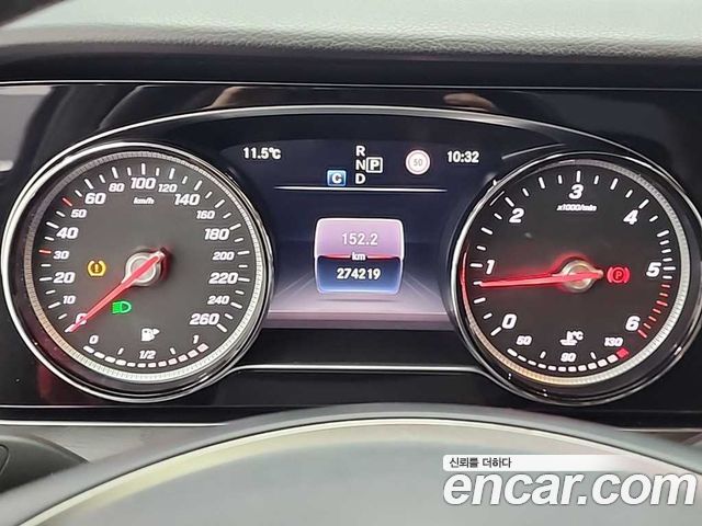 Mercedes-Benz E-Class E220d 4MATIC Avantgarde