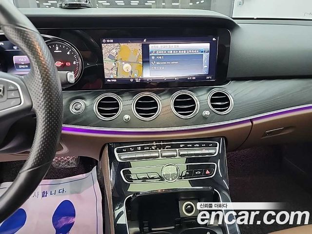 Mercedes-Benz E-Class E220d 4MATIC Avantgarde
