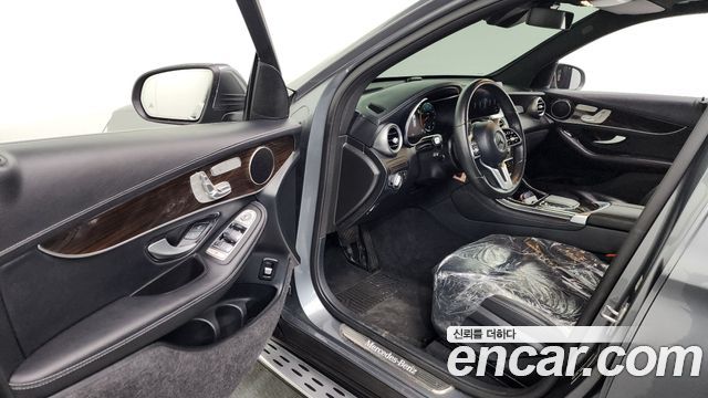 Mercedes-Benz GLC-Class GLC300 4MATIC