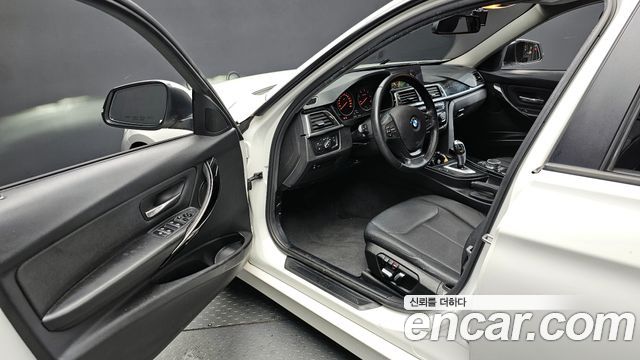BMW 3-Series 320d