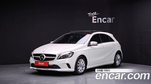 Mercedes-Benz A-Class A200