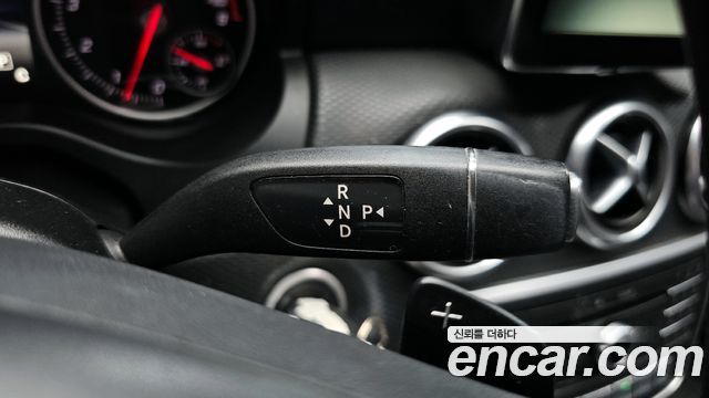 Mercedes-Benz A-Class A200