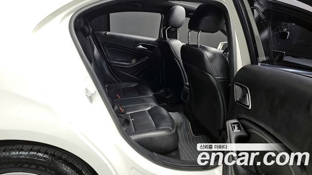 Mercedes-Benz A-Class A200