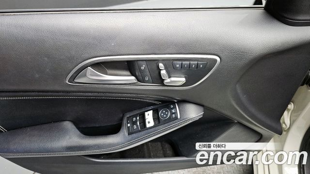 Mercedes-Benz A-Class A200