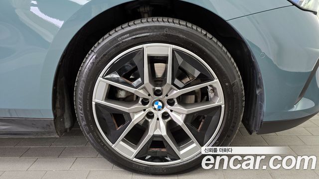 BMW 5-Series 520i