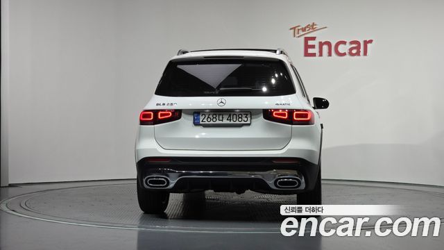 Mercedes-Benz GLB-Class GLB250 4MATIC