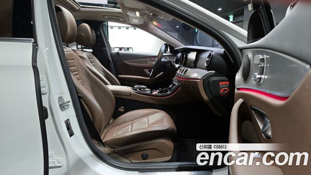 Mercedes-Benz E-Class E200 Avantgarde