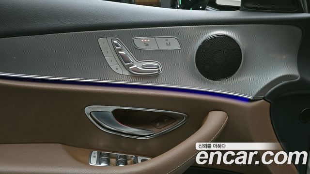Mercedes-Benz E-Class E200 Avantgarde