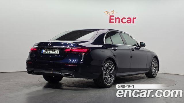 Mercedes-Benz E-Class E220d 4MATIC AMG Line