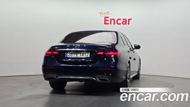 Mercedes-Benz E-Class E220d 4MATIC AMG Line