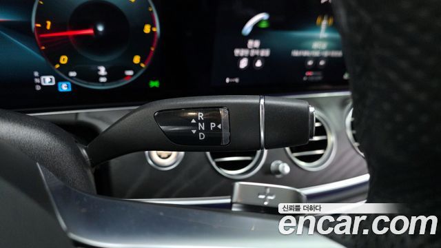 Mercedes-Benz E-Class E220d 4MATIC AMG Line