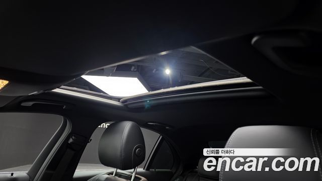 Mercedes-Benz E-Class E220d 4MATIC AMG Line