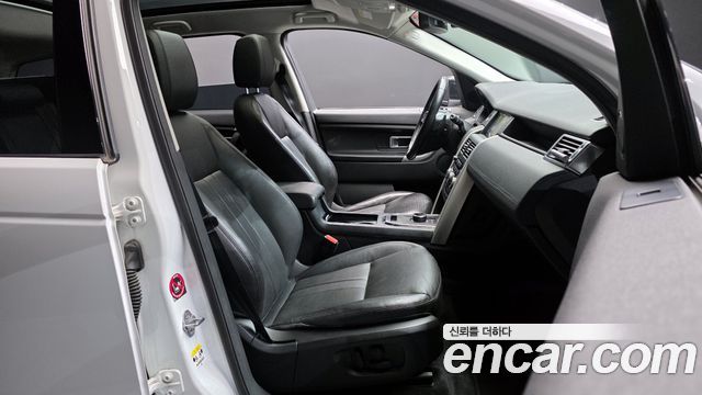Land Rover Discovery Sport 2.0 TD4 SE