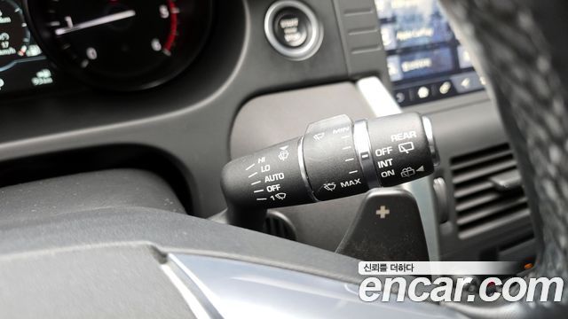 Land Rover Discovery Sport 2.0 TD4 SE