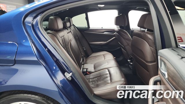 BMW 5-Series 530i M Sport Package Plus