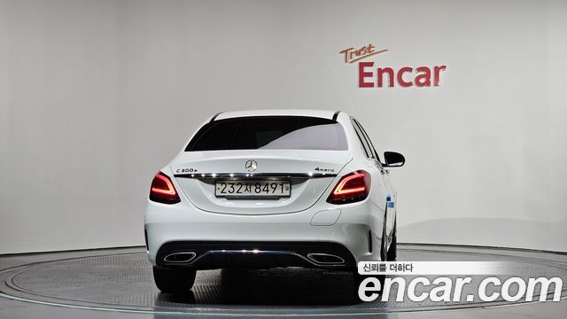 Mercedes-Benz C-Class C300e 4MATIC AMG Line