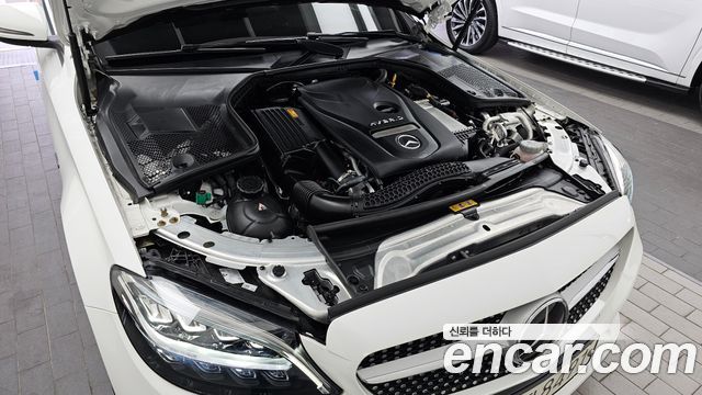 Mercedes-Benz C-Class C300e 4MATIC AMG Line