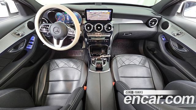 Mercedes-Benz C-Class C300e 4MATIC AMG Line