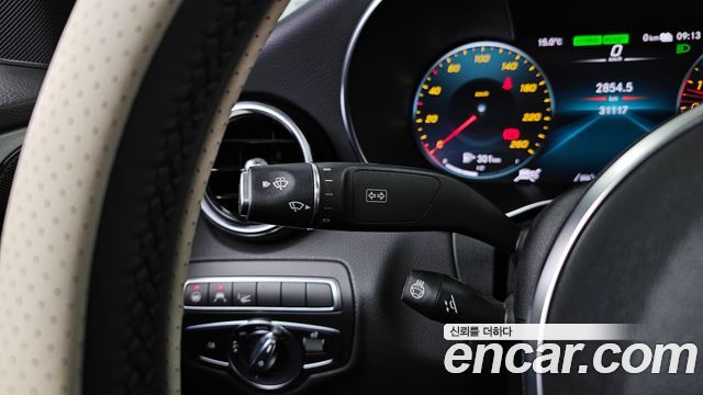 Mercedes-Benz C-Class C300e 4MATIC AMG Line