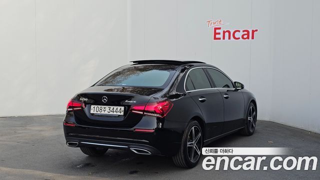 Mercedes-Benz A-Class A250 4MATIC Sedan