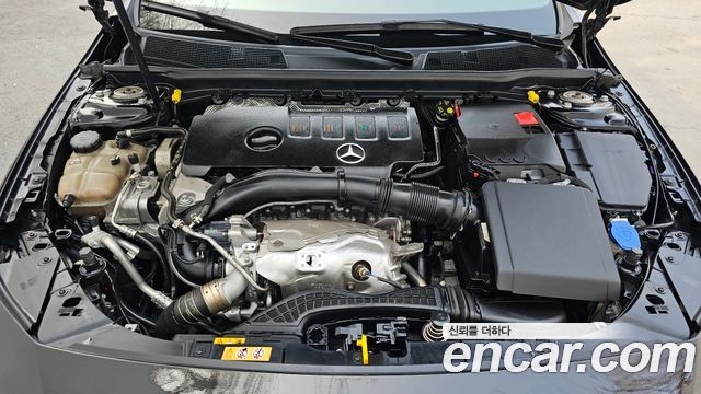 Mercedes-Benz A-Class A250 4MATIC Sedan