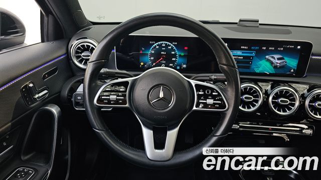 Mercedes-Benz A-Class A250 4MATIC Sedan