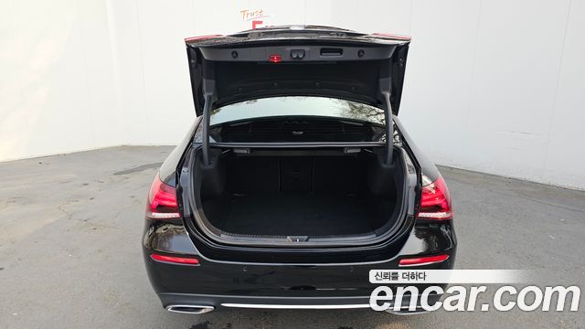 Mercedes-Benz A-Class A250 4MATIC Sedan