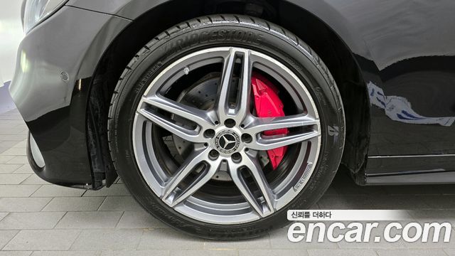 Mercedes-Benz E-Class E220d Coupe