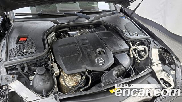 Mercedes-Benz E-Class E220d Coupe