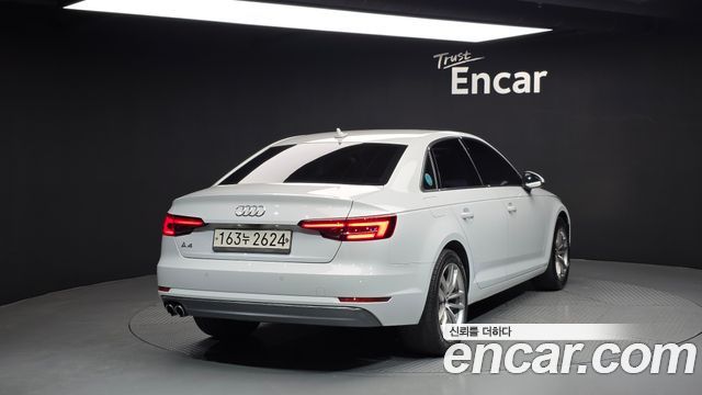 Audi A4 35 TDI Premium