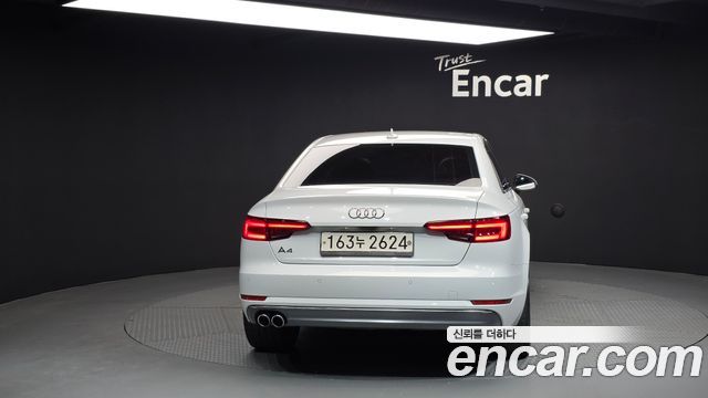 Audi A4 35 TDI Premium
