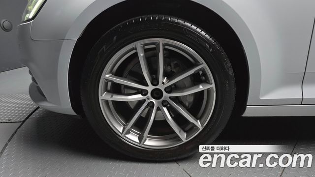 Audi A4 35 TDI Premium